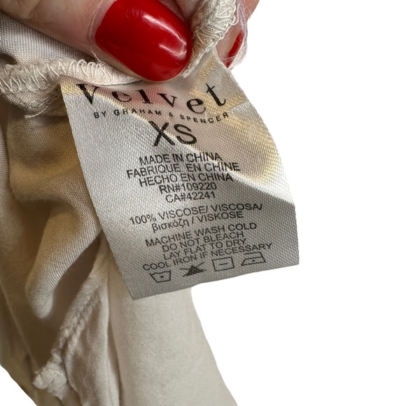 Velvet by Graham and Spencer trinette cream mixed media cotton blend blouse XS - Picture 10 of 10